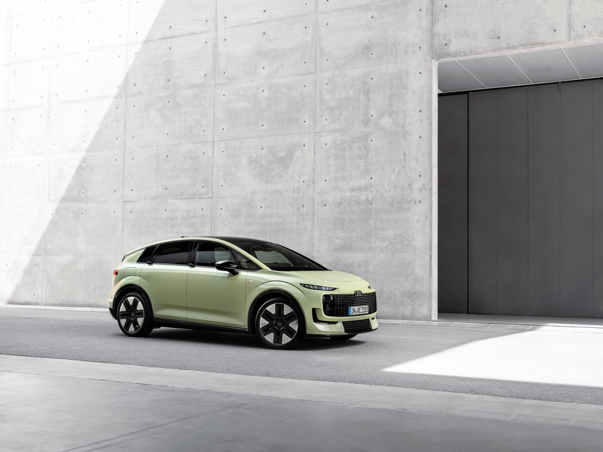 Audi A2 e-tron exterior