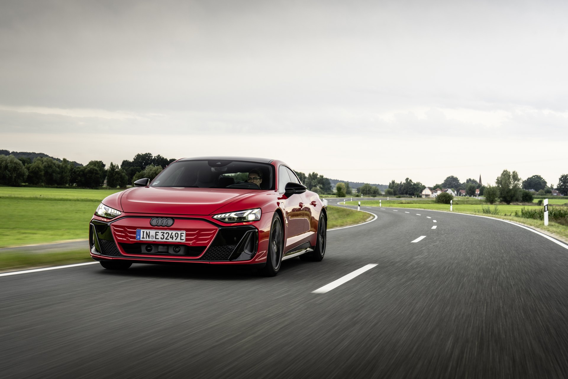 Audi e-tron GT quattro exterior
