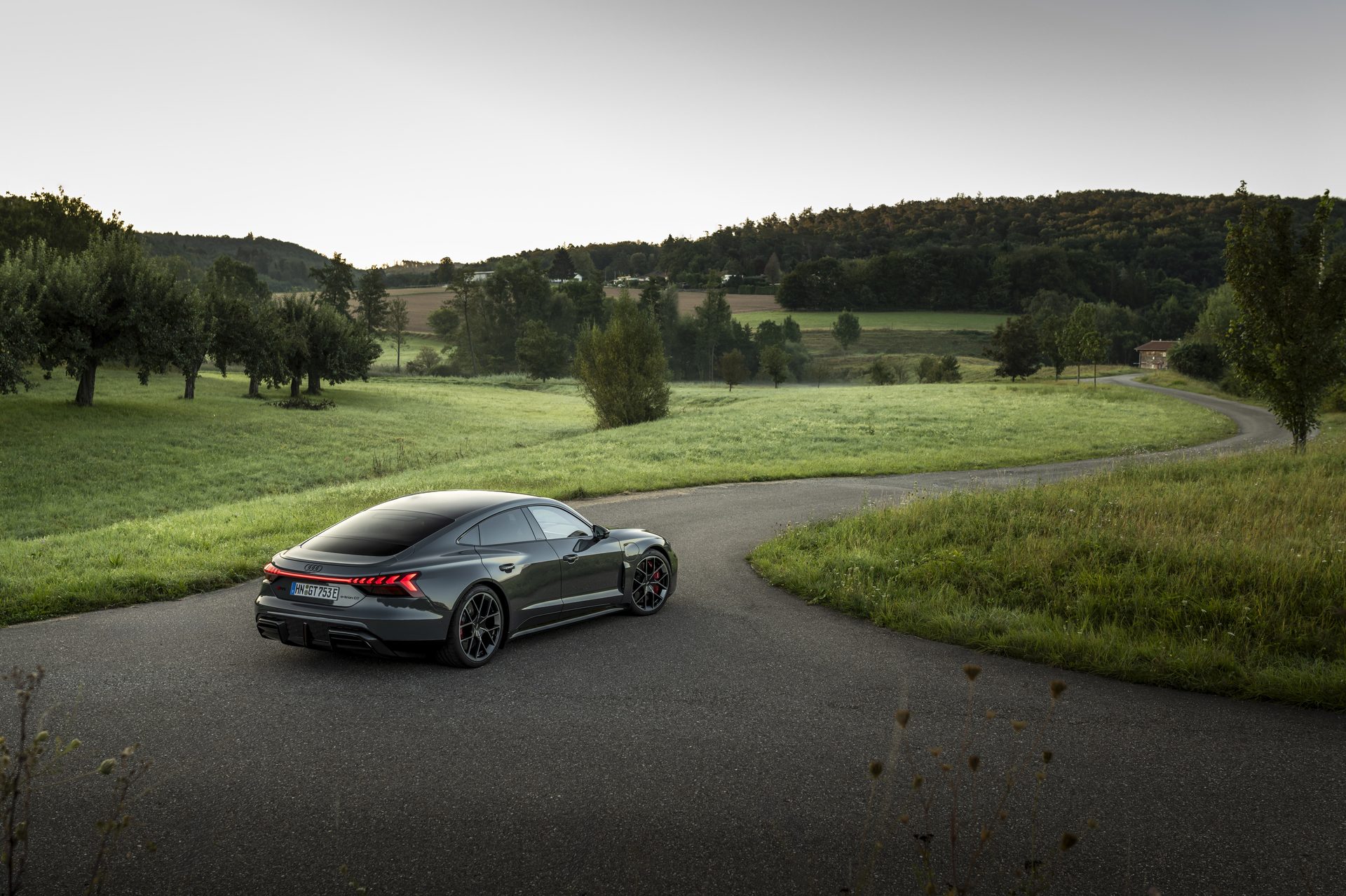 Audi RS e-tron GT exterior