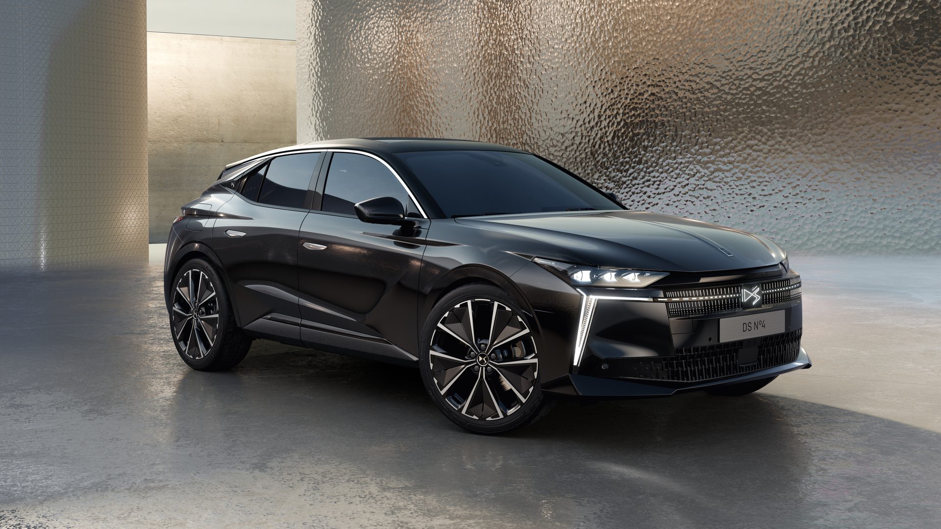 DS Nº4 E-Tense exterior