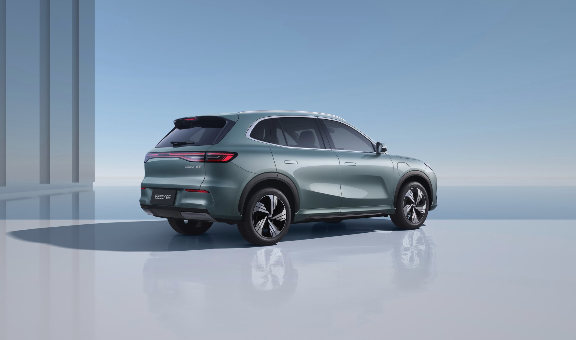Geely E5 exterior