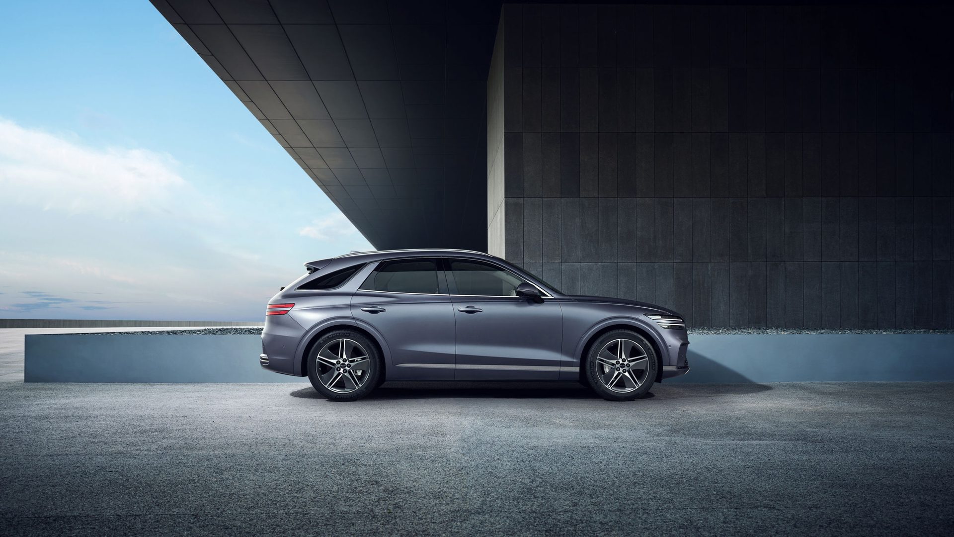 Genesis Electrified GV70 exterior