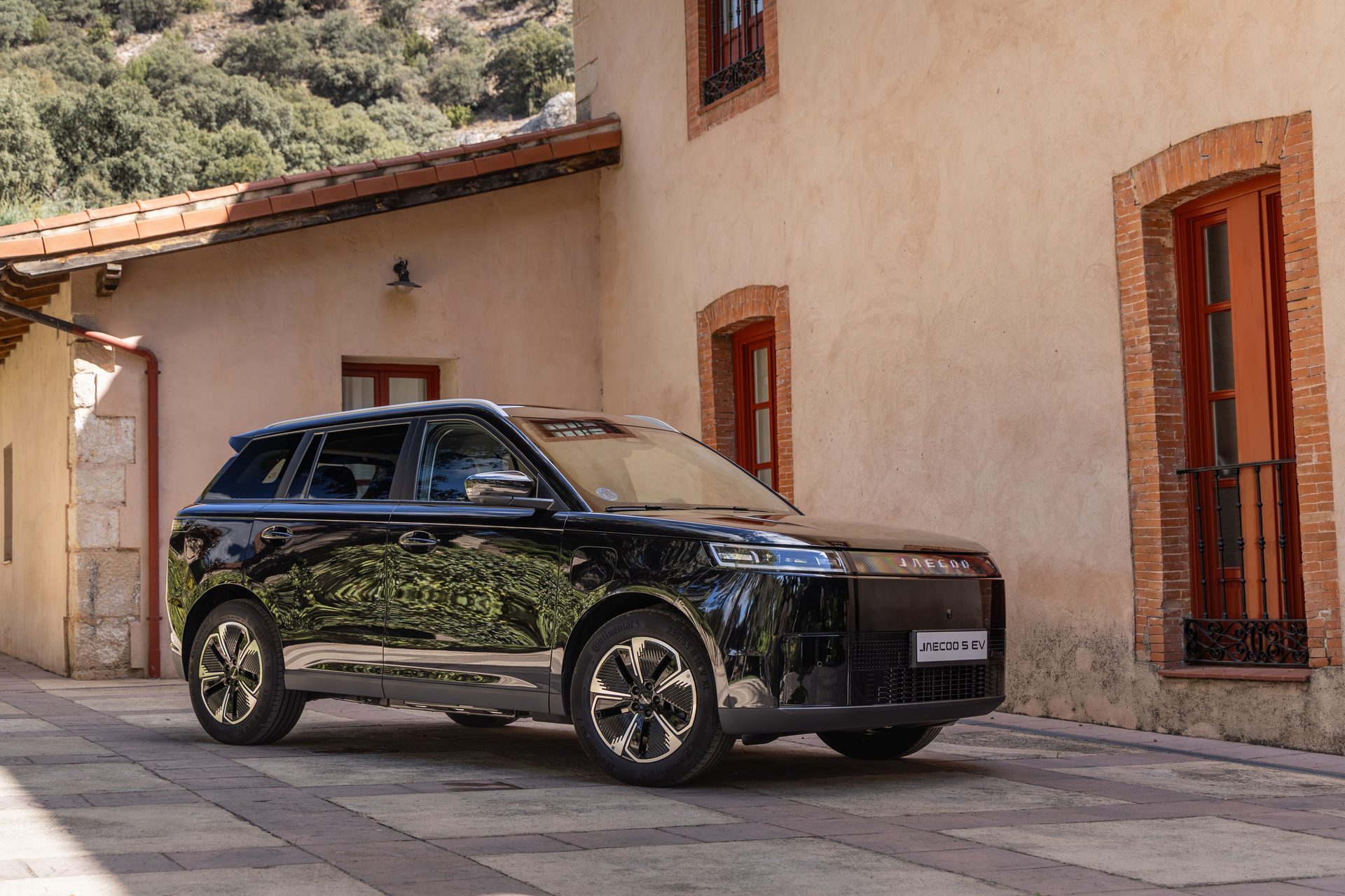 Jaecoo 5 EV exterior