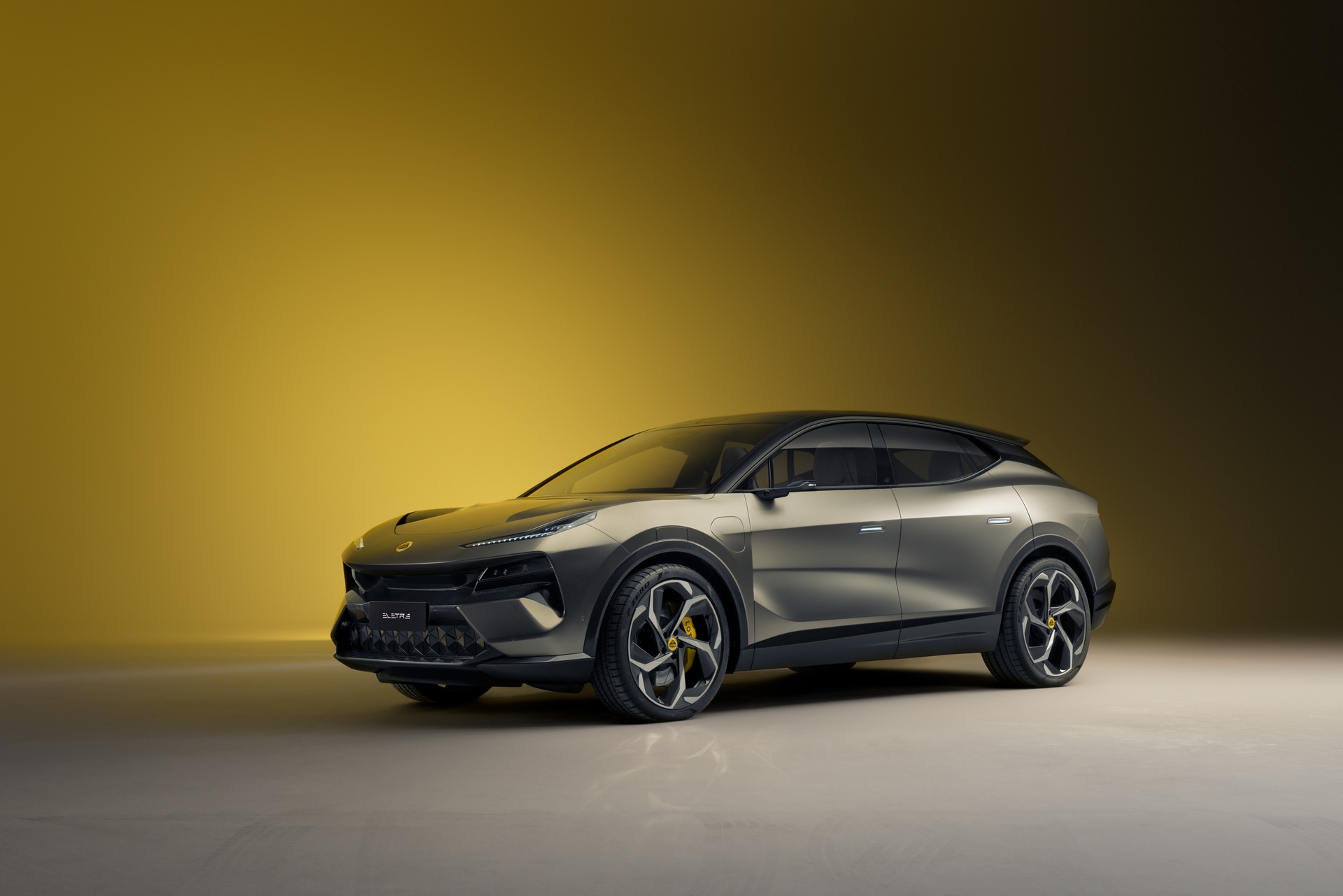 Lotus Eletre exterior