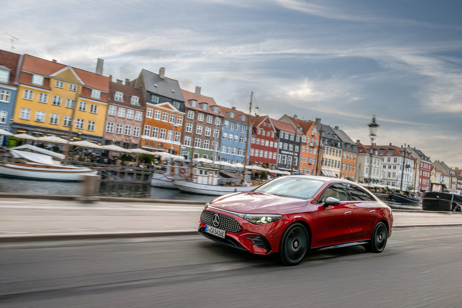 Mercedes-Benz CLA eléctrico exterior