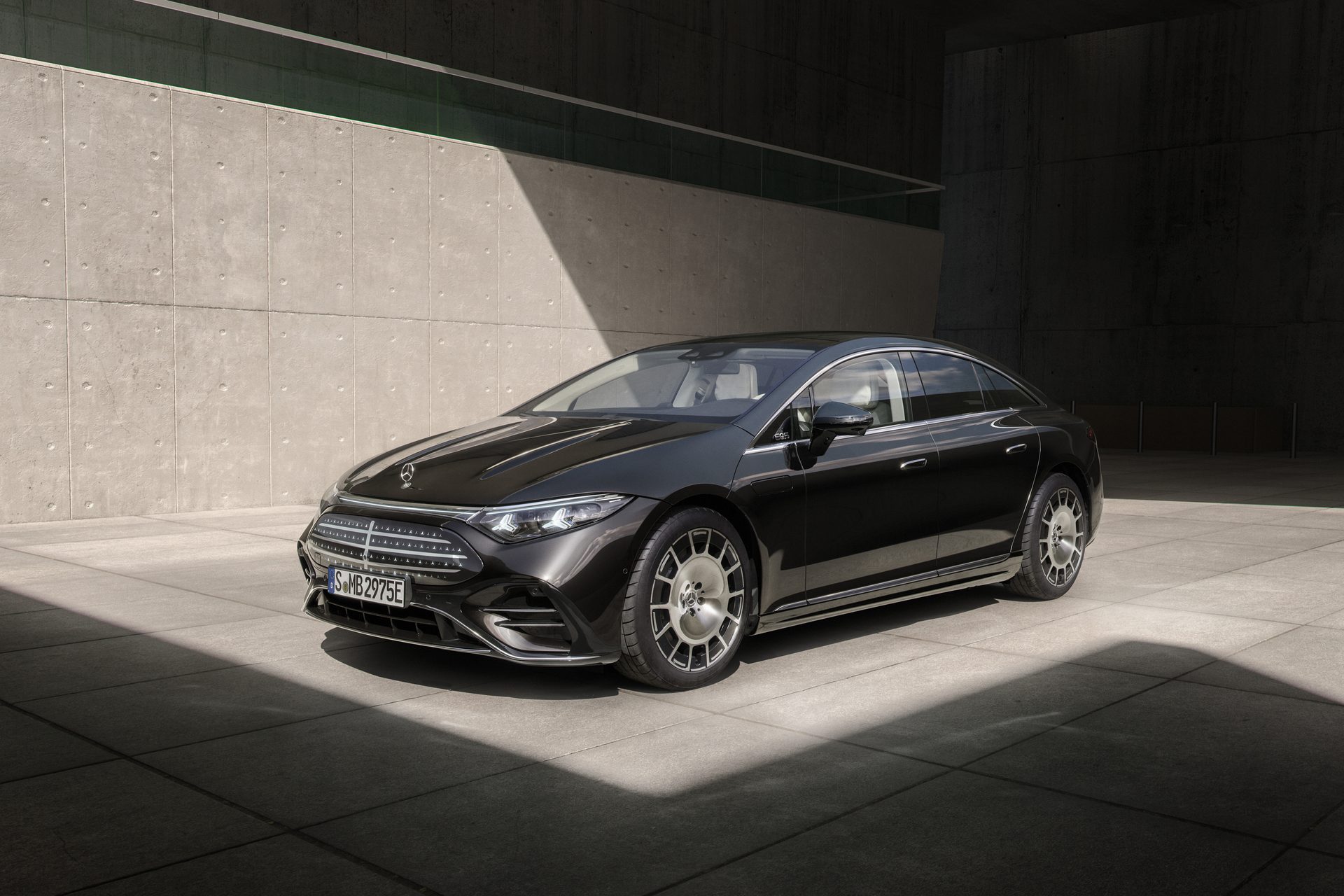 Mercedes-Benz EQS (2026) exterior