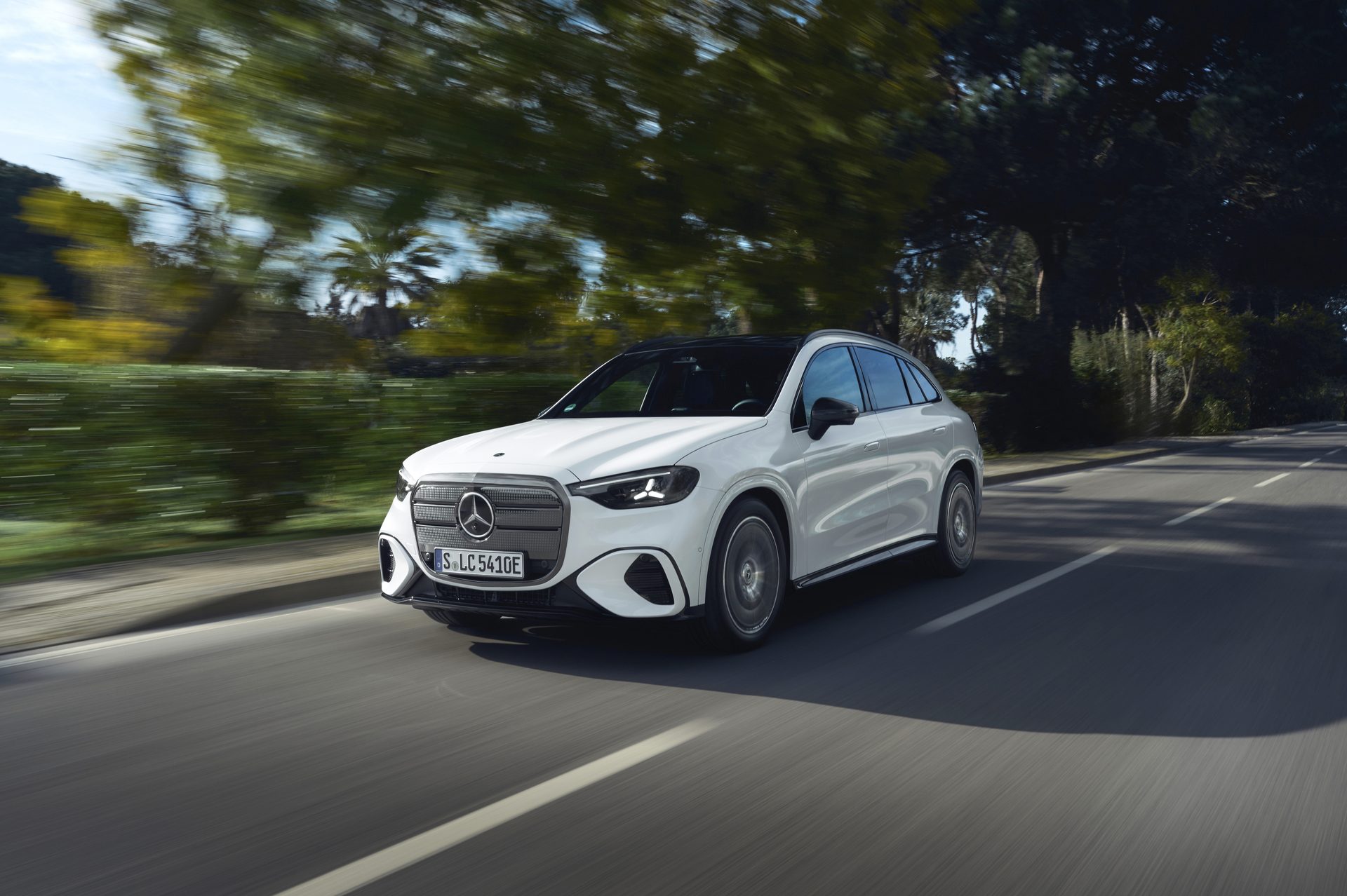 Mercedes-Benz GLC eléctrico exterior