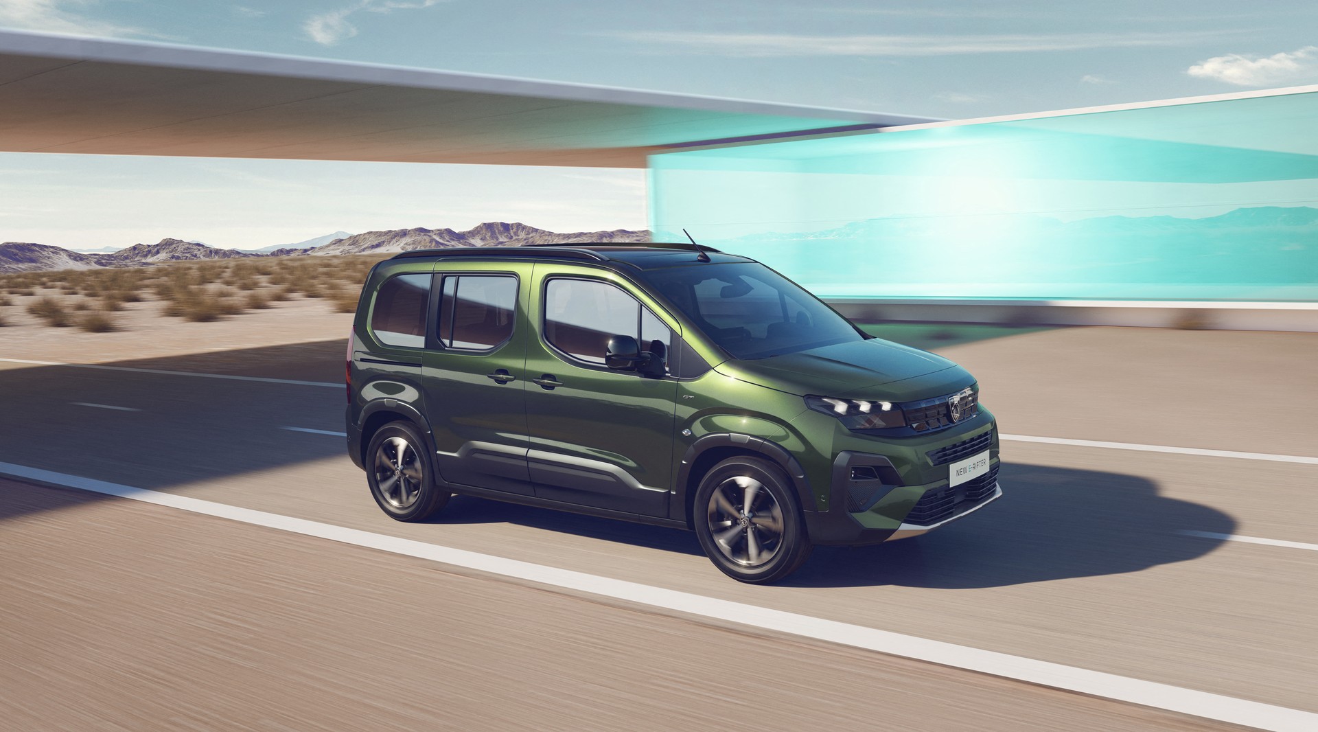 Peugeot E-Rifter Standard (2024) exterior